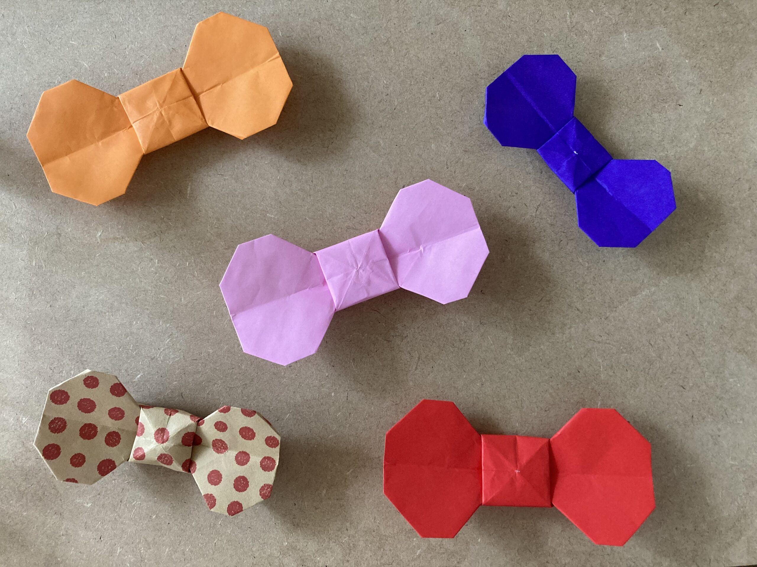折り紙1枚でかんたんかわいい3種類のりぼん作り方